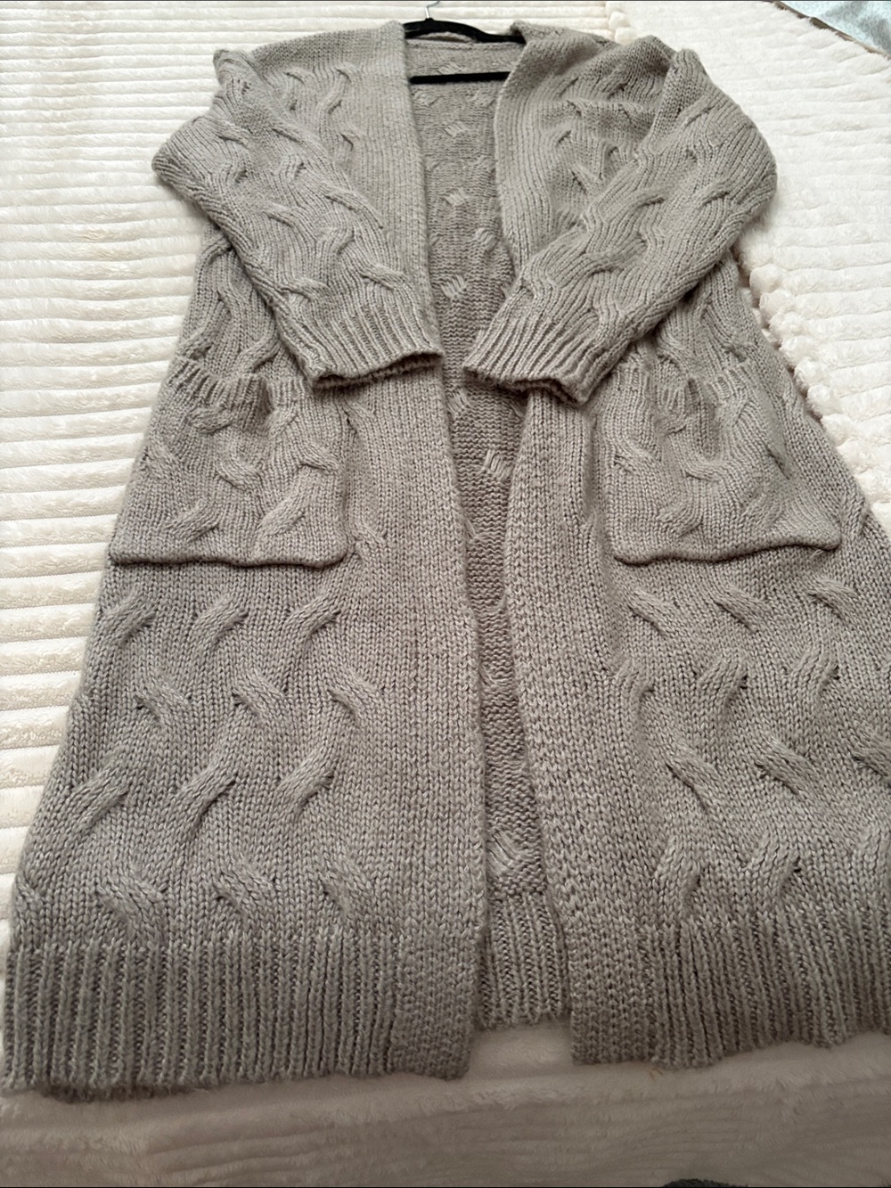 Women’s grey Cable-Knit Open Front Sweater Cardigan